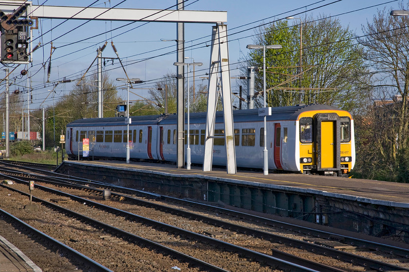 5. 156417, LE 06.16 Lowestoft-Ipswich (2D69), Ipswich station