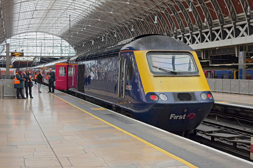 43193, GW 14.00 London Paddington-Penznace (1C84, RT), London Paddington station 
 With plenty of staff on-duty to greet passengers as they board the 14.00 to Penzance at London Paddington station. The rear power car as seen here is 43193. This was delivered during the summer of 1982 to the Eastern Region as part of three extra sets, this one as part of 254034. 
 Keywords: 43193 1C84 London Paddington station