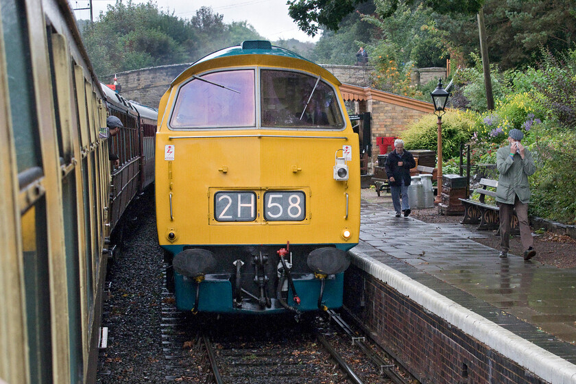 D1062, 15.40 Kidderminster-Brodgnorth, Arley station 
 As Andy and I wait to leave Arley station on our final journey on the Severn Valley Railway D1062 'Western Courier' leads the 15.40 Kidderminster to Bridgnorth into the station. I always associate Wester Courier with maroon livery so seeing it in BR blue was an odd experience. I first saw this locomotive back in 1978, the year after the final Western had been withdrawn, at the Torbay and Devon Railway event, see..... https://www.ontheupfast.com/p/21936chg/25351482004/d1062-16-00-paignton-kingswear-kingswear 
 Keywords: D1062 15.40 Kidderminster-Bridgnorth Arley station Wester Courier