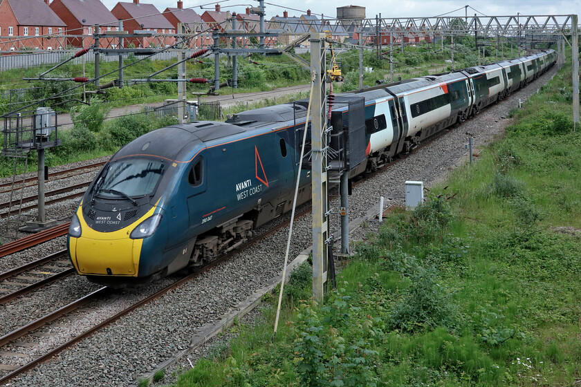 1. 390047, VT 14.43 London Euston-Liverpool LS (1F26, 2L), site of Roade station