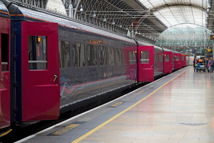 HST set, 14.57 London Paddington-Bristol Temple Meads (1U19, 10L), London Paddington station 
 A classic scene at the famous platform one at London Paddington. HST Mk.III stock sits waiting with it slam doors open for its passengers to board. This HST will work the 1U19 14.57 to Bristol Temple Meads, unfortunately, a service that arrived ten minutes late. This is scene that is set to change and disappear in the next year or so as the class 800 IETs are introduced and these iconic trains are withdrawn with an uncertain future ahead of them. 
 Keywords: HST 1U19 London Paddington station