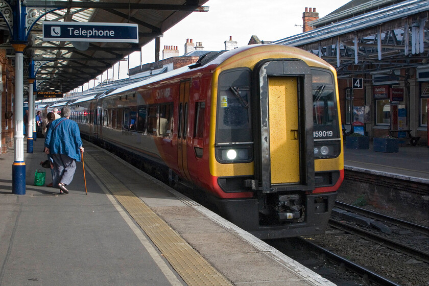 159019, SW 14.20 London Waterloo-Exeter St. David's (1L41), Salisbury station 
 159019 and another unit arrive at Salisbury station working the 14.20 Waterloo to Exeter service. My wife, son and I travelled on this train as far as Gillingham (Dorset) concluding our short trip to Salisbury. 
 Keywords: 159019 14.20 London Waterloo-Exeter St. David's 1L41 Salisbury station SWT South West Trains