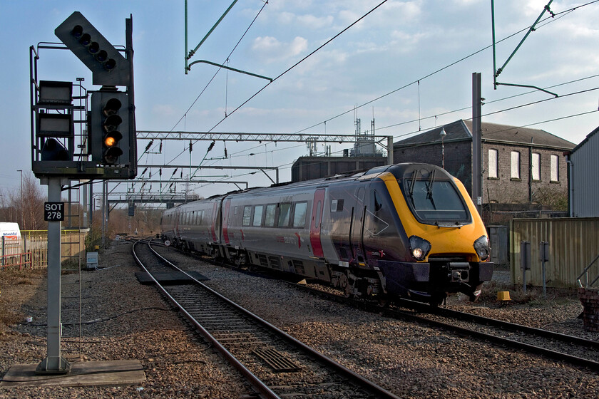 221128, XC 11.45 Bournemouth-Manchester Piccadilly (1M46, 4L), Stoke-on-Trent station 
 Unfortunately, taken the wrong side for the afternoon sunshine 221128 arrives at Stoke station working the 11.45 Bournemouth to Manchester service. 
 Keywords: 221128 11.45 Bournemouth-Manchester Piccadilly 1M46 Stoke-on-Trent station CrossCountry Voyager