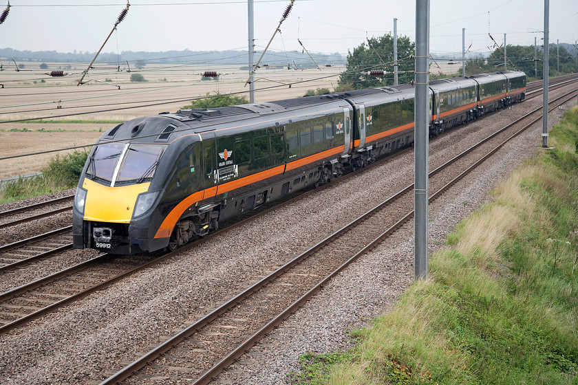 180112, GC 07.54 Bradford Interchange-London Kings Cross (1A70, RT), Sandy TL176510 
 180112 'James Herriot' heads south on the ECML approaching Sandy forming the 07.54 Bradford Interchange to London King's Cross. The flatlands of Bedfordshire can be seen stretching out in the background. 
 Keywords: 180112 1A70 Sandy TL176510