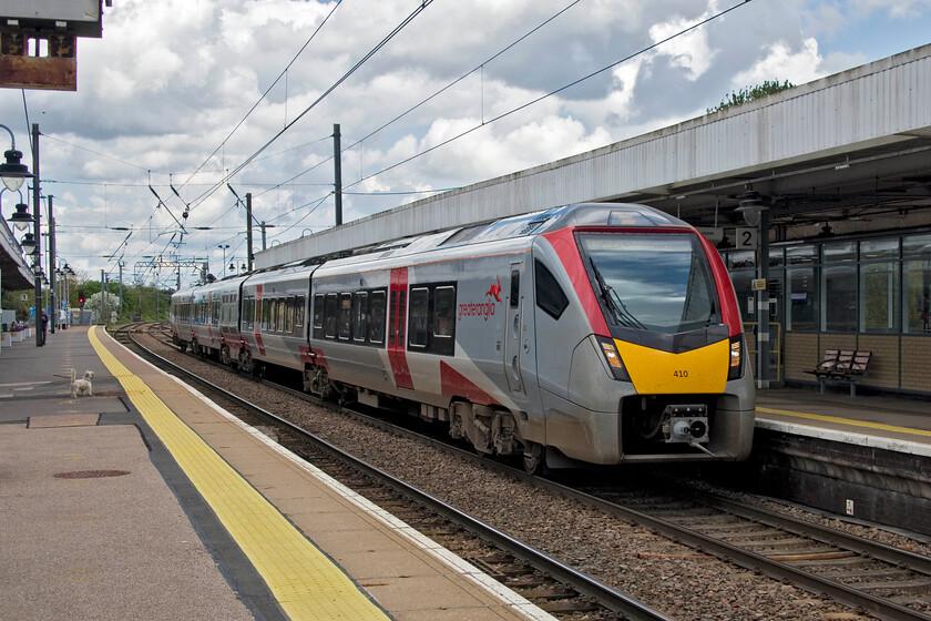 755410, GA 12.28 Norwich-Stansted Airport (1K77, 1E), Ely station 
 I was not aware that Greater Anglia worked directly to Stansted Airport from Norwich but here is the 1K77 12.28 service in the flesh! Bi-mode FLIRT unit 755410 has not yet raised its pantograph on arrival to Ely which it will do to then run under the 25Kv wiring to its destination. With these units now in squadron service throughout East Anglia, they represent a step change for the travelling public who have always had to put up with a disparate collection of old and hand-me-down stock 
 Keywords: 755410 12.28 Norwich-Stansted Airport 1K77 Ely station Greater Anglia GA FLIRT