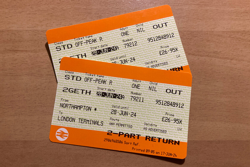 Tickets, Northampton-London Euston 
 Our tickets from Northampton to Euston with London Northwestern. 
 Keywords: Tickets Northampton-London Euston