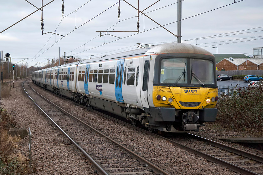 365527 & 365534, GN 07.46 Peterborough-London King`s Cross (1P49), Potters Bar station 
 365527 and 365534 arrive at Potters Bar station with the 07.46 Peterborough to King's Cross service. The future for these Newtworkers is not at all clear as the plans for them to move the GWML have been shelved. Therefore, there is no obvious new use for them when new stock is introduced on these services. They are reliable and relatively new units that have recently undergone an overhaul so storage (or even worse, scraping) would be an utter waste. 
 Keywords: 365527 365534 07.46 Peterborough-London King`s Cross 1P49 Potters Bar station