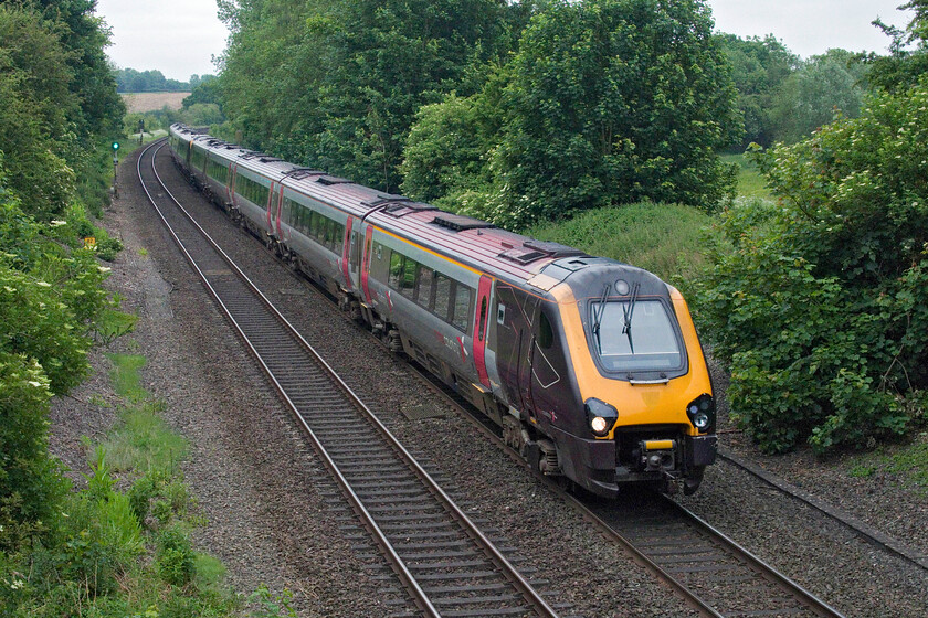 221127 & 220022, XC 06.16 Southampton Central-Manchester Piccadilly (1M22, 6L), King's Sutton SP494358 
 Seen approaching King's Sutton 221127 leads 220022 working Cross Country's 06.16 Southampton to Manchester service. With the Class 805s entering service on this day (supposedly!) it is likely that there will be some new units seen on this route as the former Avanti West Coast units are cascaded to CrossCountry; lucky XC! 
 Keywords: 221127 220022 06.16 Southampton Central-Manchester Piccadilly 1M22 King's Sutton SP494358 XC Cross Country Voyager