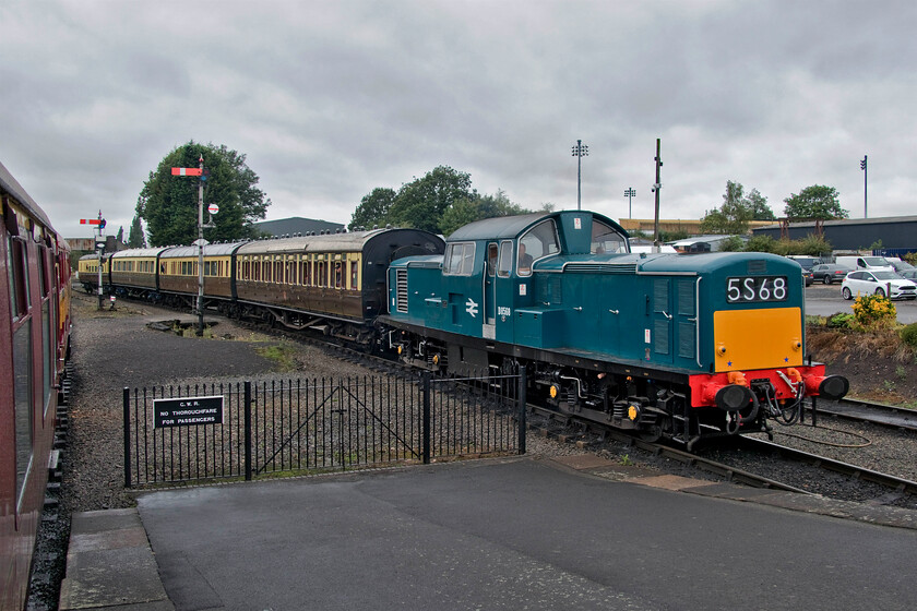 D8568, 09.52 Bewdley-Kidderminster, Kidderminster SVR station 
 A few months ago Clayton Class 17 D8568 was revealed to the world in its new blue livery with a small yellow warning panel. The Diesel Traction Group, who are custodians of the 1964 locomotive, made to bold decision to paint it in this non-authentic colour earlier in the year and it appears to have gone down well. It is seen leading the 09.52 Bewdley to Kidderminster diesel gala service entering its destination. 
 Keywords: D8568 09.52 Bewdley-Kidderminster Kidderminster SVR station