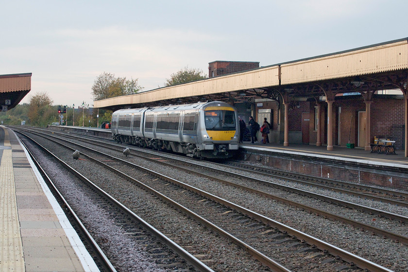 168324, CH 14.55 Birmingham Moor Street-London Marylebone (1H53, 23L), Leamington Spa station 
 Chiltern's 168324 pauses at Leamington Spa station with the late running 14.55 Birmingham Moor Street to Marylebone. As the train departed it was absolutely full with some of the passengers seen on the platform asked to wait for the following service. Andy and I were not quite sure why the train was so busy as the peak period had not quite begun yet and also why so many other passengers were gathering on the up platform...all was soon to become clear. 
 Keywords: 168324 14.55 Birmingham Moor Street-London Marylebone 1H53 Leamington Spa station