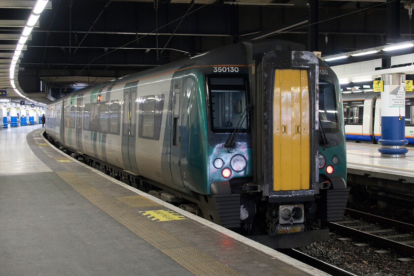 5. (T) 350130, LN 14.56 London Euston-BNS (14.48 London Euston-Northampton) (1Y45, 1E), London Euston station