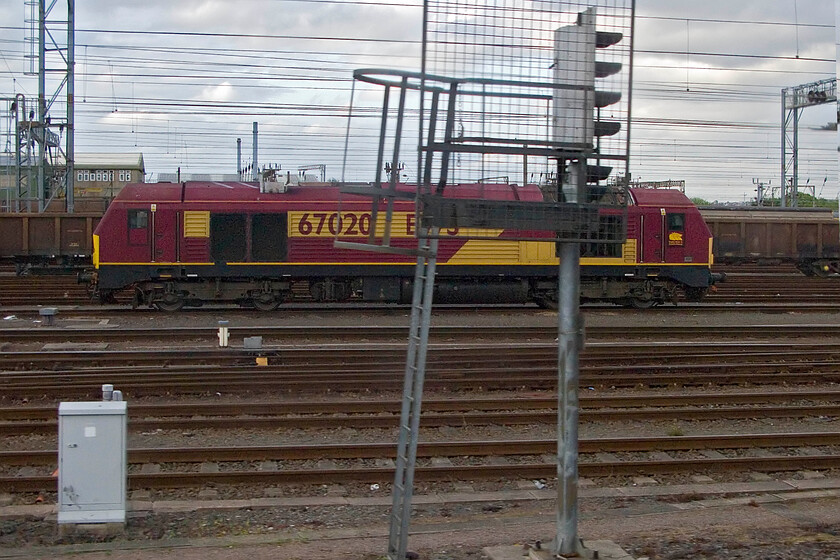 67020, stabled, Wembley Yard 
 EWS' 67020 is seen stabled in Wembley Yard. Taking images whilst passing Wembley is much easier when travelling on a Southern Eelectrostar as it runs on tracks closer to the extensive yard and is also going much slower preparing to head down and underneath the main running lines before heading off south at Mitre Bridge Junction 
 Keywords: 67020 stabled Wembley Yard EWS