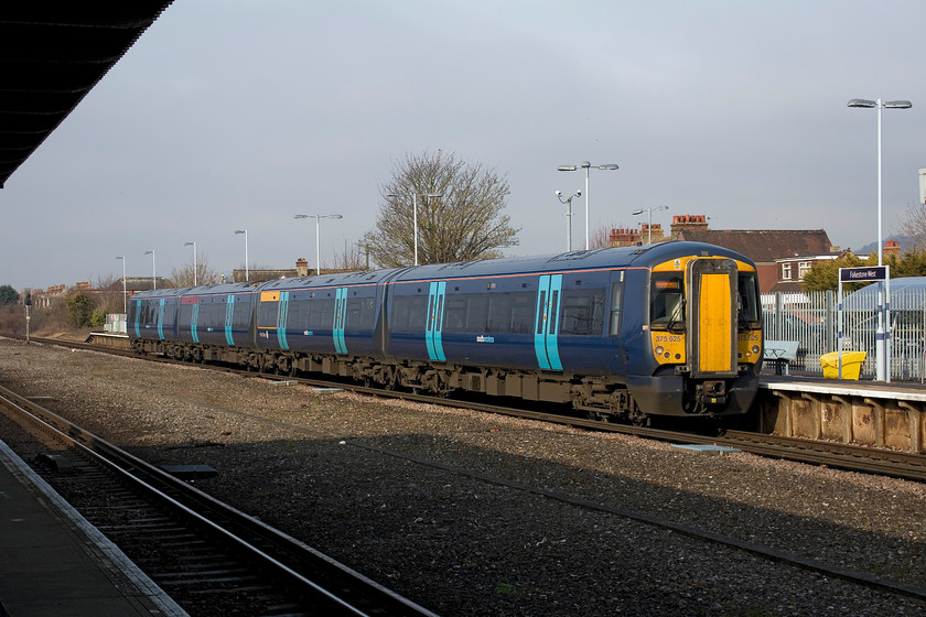 375625, SE 08.34 London Charing Cross-Dover (2R18, 1E), Folkestone West station 
 SouthEastern's 375625 arrives at Folkestone West station with the 08.34 Charing Cross to Dover 2R18 working. Andy and I were a little peckish having had no breakfast so were pleased to find a nearby Tesco that provided us with a great fry-up and cup of tea! 
 Keywords: 375625 08.34 London Charing Cross-Dover 2R18 Folkestone West station