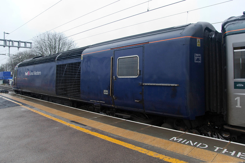 43170, GW 13.29 Swansea-London Paddington (1L66, RT), Didcot Parkway station 
 I feel that HSTs don't look at their best from this angle, but as I have a policy of photographing every train that I travel on, so, sometimes, it does mean it's a strictly 'record' shot as is the case here! 43170 pauses at Didcot Parkway working the 13.29 Swansea to London Paddington. We had taken this train from Swindon. 
 Keywords: 43170, GW 13.29 Swansea-London Paddington (1L66, RT), Didcot Parkway station