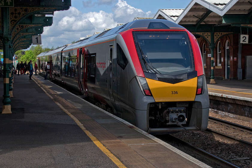 755336, GA 10.01 Ipswich-Peterborough (2E74, RT), March station 
 Having taken a disappointing photograph of FLIRT 755336 previously as it arrived at March due to the tricky lighting I thought that I would try another as it waits in the station; again, the lighting thwarted my attempts but at least the impressive cloudscape makes up for it some small part! The Greater Anglia unit is working the 10.01 Ipswich to Peterborough service that will stop at Whittlesea prior to its destination. 
 Keywords: 755336 10.01 Ipswich-Peterborough 2E74 March station GA Greater Anglia FLIRT