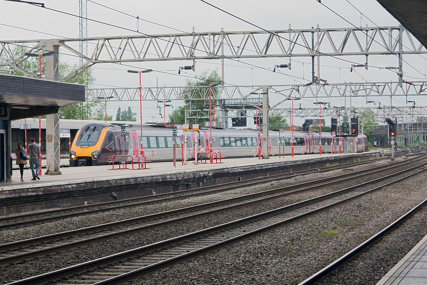 221129, XC 07.07 Manchester Piccadilly-Bristol Temple Meads (1V45, 2E), Stafford station 
 The early morning brightness had given way to very overcast and dull weather by the time we got to Stafford. Here, 221129 arrives at Stafford with the 07.07 Manchester Piccadilly to Bristol Temple Meads. I could think of better ways to make this cross-country 1V45 journey rather than in a Voyager. I find them cramped, noisy and all too often, hopelessly over-crowded. 
 Keywords: 221129 1V45 Stafford station