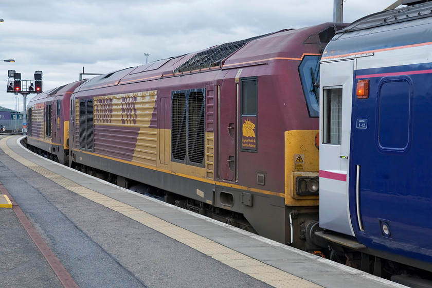 67009 & 67007, CS 20.44 Inverness, Aberdeen & Fort William-London Euston sleeper (1M16), Inverness-station 
 67009 and 67007 sit stabled at Inverness at the head of the Up Caledonian Sleeper. In a couple of hours time, the service will depart at 20.44 running as 1M16 for Euston. 
 Keywords: 67009 67007 20.44 Inverness Aberdeen Fort William-London Euston sleeper 1M16 Inverness-station Caledonian Sleeper Mk. 3 III stock Highland Sleeper