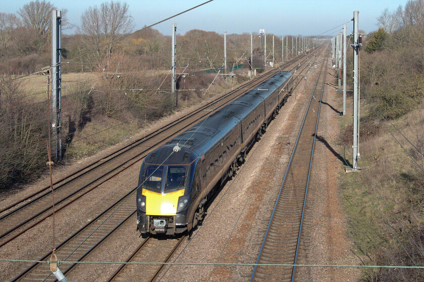 180105, GC 08.53 Sunderland-London King's Cross (1A61, 3L), Ickleford TL188317 
 Grand Central still operate a fleet of Class 180 DMUs on all of their services to and from London King's Cross. How long they will maintain this is unclear but surely time must nearly be up for these units that are getting on for twenty-five years old? 180105 passes Ickleford just north of Hitchin working the 1D12 08.53 Sunderland to Ling's Cross service. With their Cummins QSK19-R engines at full chat, this train could be heard some considerable distance away long before it actually became visible down the line! 
 Keywords: 180105 08.53 Sunderland-London King's Cross 1A61 Ickleford TL188317.jpg Grand Central Aldente