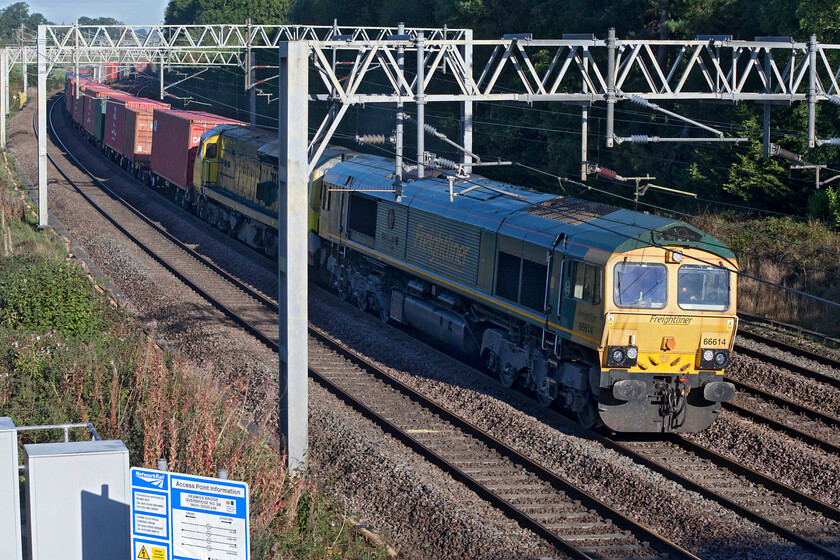 66714 & 70015, 08.36 Crewe Basford Hall-Southampton MCT (4O29, 24E), Heamies bridge 
 A spot that I came across more by chance than by planning was Heamies bridge at the very northern extreme end of the remodelled Norton Bridge Junction. 
 Keywords: 66714 70015 08.36 Crewe Basford Hall-Southampton MCT 4O29 Heamies bridge Cromer Lifeboat