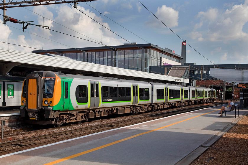 350112, LM 15.54 Birmingham New Street-London Euston (2Y88), Northampton station 
 350112 basks in the afternoon summer sun at Northampton with the 15.54 Birmingham New Street to Euston. After a lovely start to the day, it clouded up when I was at Crewe only for the sun to come out again when I arrived back at my starting point! 
 Keywords: 350112 15.54 Birmingham New Street-London Euston 2Y88 Northampton station