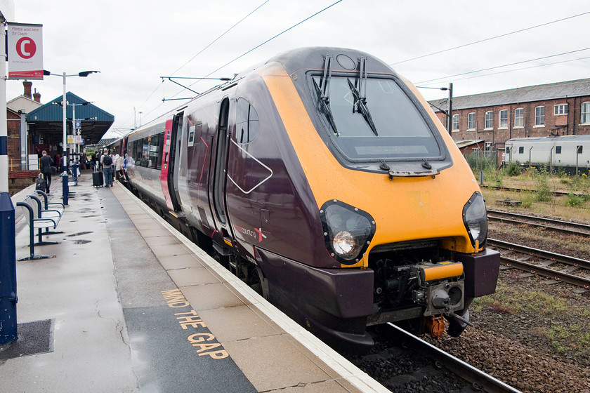 220006, XC 06.02 Guildford-Newcastle (1E79), Doncaster-Station 
 220006 pauses at Doncaster station whilst working the 1E79 06.02 Guildford to Newcastle. My boss and I had travelled from Birmingham New Street on this train and still had a fair chunk of the journey to go to Newcastle. 
 Keywords: 220006 06.02 Guildford-Newcastle 1E79 Doncaster-Station.jpg