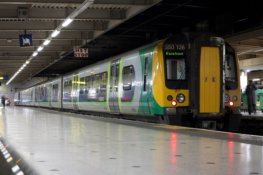 350126, LM 19.49 London Euston-Birmingham New Street (1Y79), London Euston station 
 Our train home from London, the 19.49 to Birmingham New Street stands at Euston's platform seven. We travelled on 350126 as far as Northampton. 
 Keywords: 350126 19.49 London Euston-Birmingham New Street 1Y79 London Euston station