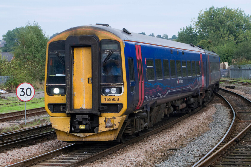 158953, GW 13.23 Portsmouth Harbour-Bristol Parkway (1F21), Salisbury station 
 FGW's 159953 arrives at Salisbury station working the 13.23 Portsmouth Harbour to Bristol Parkway service. The rather tatty front end of the Class 158 is also adorned with a rather sad-looking pheasant that didn't quite make it across the track! 
 Keywords: 158953 13.23 Portsmouth Harbour-Bristol Parkway 1F21 Salisbury station First Great Western