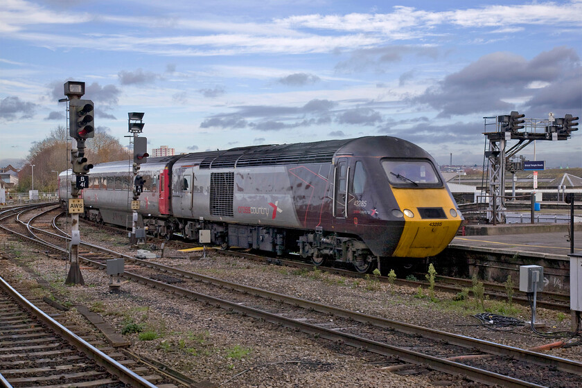 43285, XC 06.06 Edinburgh Waverley-Plymouth (1V50), Bristol Temple Meads station 
 A location that I spent so many hours at back in the 1970s is revisited some forty years later! The scenery and signalling at Temple Meads from this angle are almost exactly the same but this is set to change over the coming few years with this end of the station set to be completely re-modelled in preparation for the electrification of the GWML from Paddington*. 43285 leads the 06.06 Edinburgh to Plymouth Crosscountry service into Temple Meads under a nice December sky.

* Of course, in December 2016 the government announced an 'indefinite deferral' of the electrification west of Thingley Junction (Chippenham, Wiltshire) along with a number of other extremities. This means that this scene to the northeastern end of Temple Meads will stay similar for a number of years to come at least. 
 Keywords: 43285 06.06 Edinburgh Waverley-Plymouth 1V50 Bristol Temple Meads -