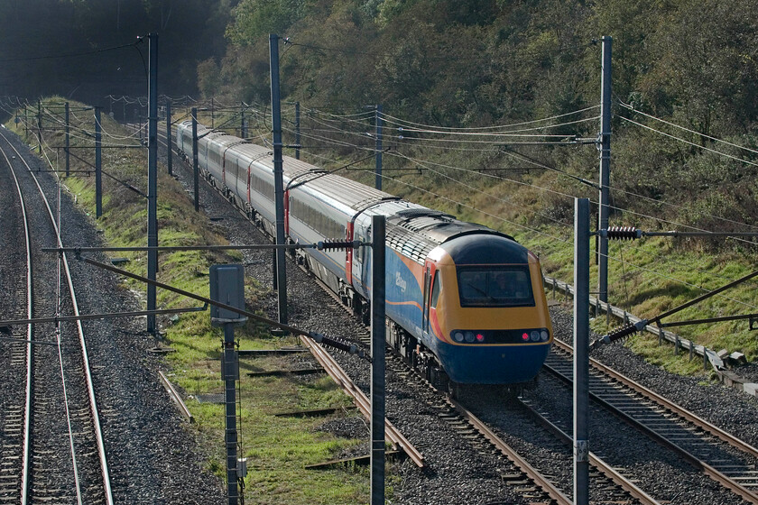 43089 & 43159, outward leg of the Midland Venturer, 07.50 Ilkeston-London St Pancras (1Z43, 9L), Park Roade bridge TL020390 
 About to plunge into the darkness of the thirty-three-chain Ampthill tunnel the outward Midland Venturer 125 Group charter is seen from Park Road bridge. Whilst 43159 'Rio Warrior' is leading the train in its MML livery 43089 is at the rear retaining its East Midlands Trains matching the stock complete with a 125 Group vinyl applied to its flanks. The charter left Ilkeston at 07.50 and was heading for St. Pancras running, quite appropriately, as 1Z43. 
 Keywords: 43089 43159 the Midland Venturer, 07.50 Ilkeston-London St Pancras 1Z43 Park Road bridge TL020390 125 Group HST