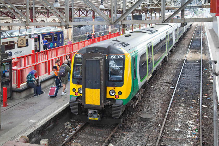 350375, LN 16.02 Crewe-London Euston (1U38, 1L), Crewe station 
 Andy and I travelled up by Virgin from Milton Keynes returning with London Northwestern. Our train home was the 16.02 Crewe to London Euston formed of 350375. Initially it's a slow journey via the Alsager line to Stoke, then back to the WCML at Stafford and to Birmingham. However, it then takes a relatively fast route via the Weedon loop to Milton Keynes. 
 Keywords: 350375 1U38 Crewe station