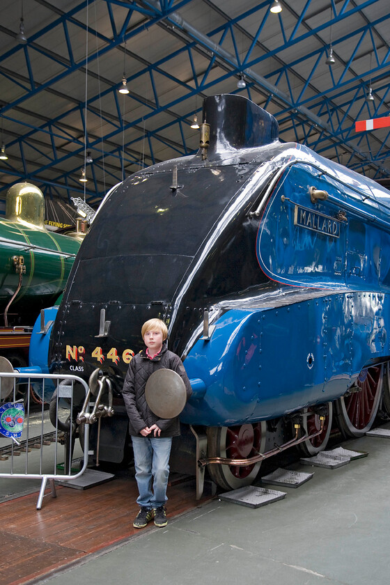 4468, on display, NRM 
 4468 'Mallard' needs little introduction to railway oficnadoes and the general public alike holding, as it does, the world steam speed record that took place on 03.07.38. In its LNER garter blue, the locomotive is a firm favourite with visitors to the National Railway Museum here it rightly now holds a place in the main hall. 
 Keywords: 4468 on display NRM Mallard 60022