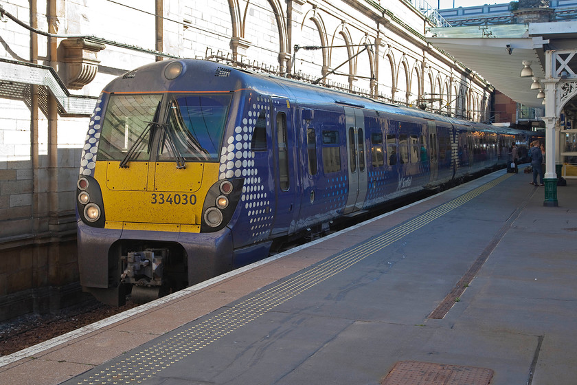 334 030, SR 10.48 Edinburgh Waverley-Helensburgh Central (2H21), Edinburgh Waverley station 
 My last picture at Edinburgh Waverley prior to departure and following a great few days away. 334030 will depart from Waverley station in about five minutes forming the 10.48 to Helensburgh Central. 
 Keywords: 334 030 10.48 Edinburgh Waverley-Helensburgh Central 2H21 Edinburgh Waverley station