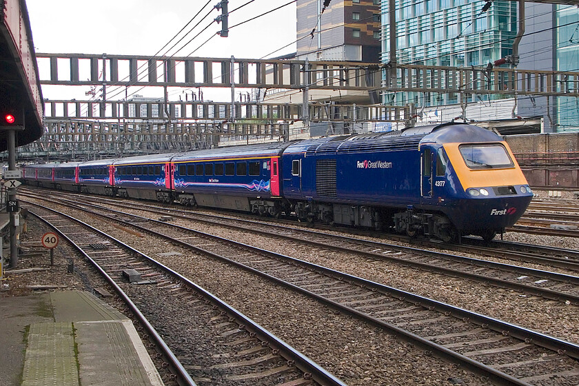 43177, GW 11.30 Bristol Temple Meads-London Paddington, London Paddington station 
 The 11.30 ex Bristol Temple Meads HST service arrives at Paddington station. It is being led by power car 43177 which was one of the final batches of HSTs introduced during the summer of 1982 to replace locomotive-hued services on the NE/SW route. 
 Keywords: 43177 11.30 Bristol Temple Meads-London Paddington London Paddington station FGW HST First Great Western