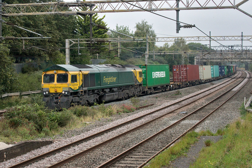 66416, 09.12 Felixstowe North-Trafford Park (4M63, 1L), site of Castlethorpe station 
 Freightliner's 66416 leads the 4M63 09.12 Felixstowe to Trafford Park service past Castlethrorpe. This is a virgin photograph of this particular Class 66 that is quite a surprise given that it arrived on UK shores in 2006! 
 Keywords: 66416 09.12 Felixstowe North-Trafford Park 4M63 site of Castlethorpe station Freightliner