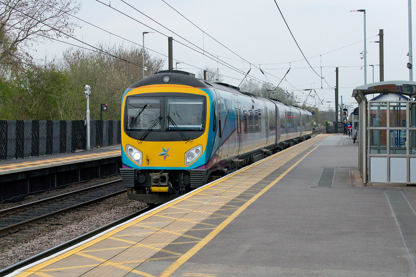 185151, TP 16.15 Newcastle-Manchester Airport (1P34, 10L), Northallerton station 
 185151 passes at speed through Northallerton station forming the 16.15 Newcastle to Manchester Airport service. With TPE's desire to withdraw their fleet of class 185s I am not entirely clear what will work these services in the future? 
 Keywords: 185151 16.15 Newcastle-Manchester Airport 1P34 Northallerton station