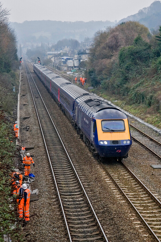 43086, GW 08.00 London Paddington-Bristol Temple Meads, Oldfield Park, Brougham Heyes Bridge 
 HST power car 43086 leads the 08.00 Paddington to Bristol express away from its stop at Bath Spa station that is located in the far distance just out of sight around left curve. Notice the two ganger crews involved in some trackside clearance and not before time given the dreadful overgrown state of some of the lineside vegetation. 
 Keywords: 43086 08.00 London Paddington-Bristol Temple Meads Oldfield Park Brougham Heyes Bridge FGW First Great Western HST