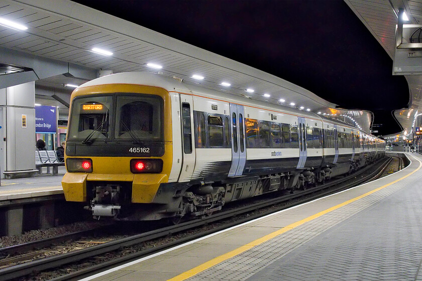 465162, SE 17.43 London Charing Cross-Dartford (1N94, RT), London Bridge station 
 Southeastern's 465162 pauses at London Bridge station working the 1N94 Charing Cross to Dartford service. The Networkers are the mainstay of services in Kent and the South East and have been for over thirty years now; hard to believe isn't it! In their latest incarnation, I think that the livery looks smart and unfussy keeping them looking good despite their advancing years. 
 Keywords: 465162 17.43 London Charing Cross-Dartford 1N94 London Bridge station SouthEastern Networker