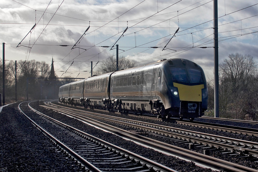 180104, GC 11.27 London King`s Cross-Sunderland (1N92, 13L), Gill`s Crossing 
 Grand Central's 180104 works the 11.27 King's Cross to Sunderland through the reverse curves at Offord Cluny in Bedfordshire. Following Hull Trains' imminent disposal to their class 180s, GC will be the sole operator of these troublesome units with the rest facing an uncertain future. 
 Keywords: 180104 11.27 London King`s Cross-Sunderland 1N92 Gill`s Crossing Offord D'Arcy Offor Cluny