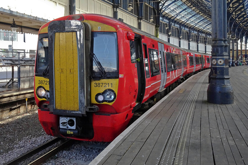 378211, GX 15.56 Brighton-Eastbourne (2U44, RT), Brighton station 
 Electrostar 387211 waits to leave Brighton working the 2U44 stopper service to Eastbourne. I was to travel aboard this train as far as Lewes. Notice the timber platform that is a feature of platform eight here at the eastern side of the station. 
 Keywords: 378211 15.56 Brighton-Eastbourne 2U44 Brighton station Gatwick Express Electrostar