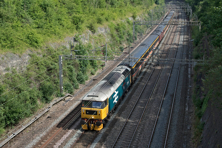 10. 47593 & 47614, 13.00 Southall Loco Services-Crewe HS (5Z22, 1L), Roade cutting