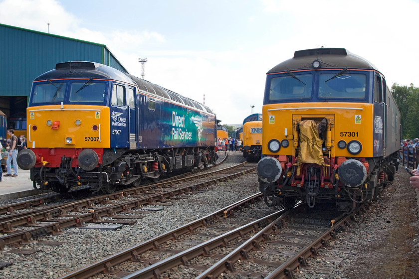 57007, D9009 (55009) & 57301, on-display, DRS Gresty Bridge 
 57007, D9009 'Alycidon' and former Virgin Thunderbird 57301 'Goliath' are seen on-display at Crewe Gresty Bridge. Whilst the two 57s are owned and operated by DRS the Deltic is owned by me! Well not quite, but as a life member of the Deltic Preservation Society I feel that I own a bit of it! 
 Keywords: 57007 D9009 55009 57301DRS Gresty Bridge