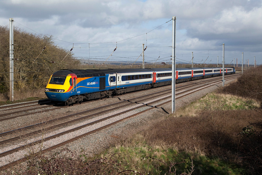 43058 & 43052, EM 07.46 Sheffield-London St. Pancras (1C22, 10L), Millbrook TL020397 
 43058 leads with 43052 bringing up the rear forming East Midlands Trains 07.46 Sheffield to London St. Pancras. 43058 was originally an Eastern Region power car as part of set 254002. Whereas, 43052 was an early Western Region unit as part of 253026. The train is sweeping past Millbrook in Bedfordshire. 
 Keywords: 43058 43052 1C22 Millbrook TL02039707.46 Sheffield st. Pancras