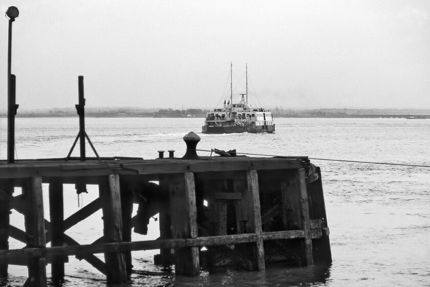 MV Farringford, 17.30 Hull Corporation Pier-New Holland Pier, Hull Corporation Pier 
 My final image of MV Farringfrod as it plies its way across the Humber estuary working the 17.30 Hull Coprtation to New Holland Pier sailing. The flat lands of north Lincolnshire can be seen across the water with New Holland Pier to the extreme right. The ferry would be in service for exactly another week with operations ceasing with the opening of the Humber bridge. MV Farringford would never carry any passengers or vehicles after this date with it being cut up close by after being sold for scrap. An ignominious end for a vessel that had done over thirty years of sterling service both here on the Humber and down south on the Solent. 
 Keywords: MV Farringford 17.30 Hull Corporation Pier-New Holland Pier Hull Corporation Pier Sealink