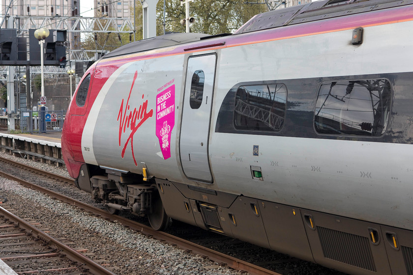 390131, VT 16.00 London Euston-Carlisle (1S82, RT), London Euston station 
 The 1S92 16.00 to Carlisle waits to leave Euston station. Sporting its Business in the Community branding 390131'City of Liverpool' is forming this service. 
 Keywords: 390131 1S82 London Euston station