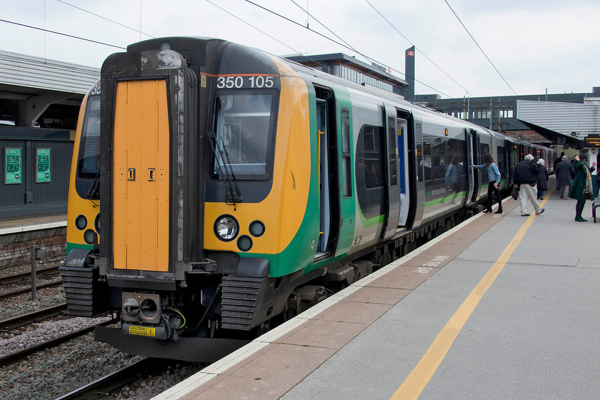 350105, LN 14.13 London Euston-Birmingham New Street (1Y45, 2L), Northampton station 
 Having arrived back in Northampton, I walked to the front of our train and took this picture on platform two. We had just travelled back from Euston on a very crowded 350105 as the 14.13 to Birmingham New Street. 
 Keywords: 350105 14.13 London Euston-Birmingham New Street 1Y45 Northampton station