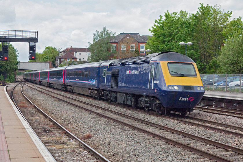 43034, GW 08.44 Penzance-London Paddington (1A81), Newbury station 
 43034 'TravelWatch SouthWest' takes the centre road through Newbury station leading the 1A81 08.44 Penzance to Paddington working. Over the coming few years this scene is set to change dramatically as the wires and catenary is installed. The HSTs will be withdrawn as the class 800 IETs take over the services. that will pass through the station. 
 Keywords: 43034 08.44 Penzance-London Paddington 1A81 Newbury station