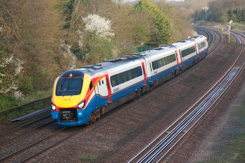 222102, EM 06.32 Nottingham-London St. Pancras (1B13, RT), Sharnbrook Junction Tl002598 
 This Meridian was born a Pioneer! 222102 was, until 2009, a Hull Trains unit, branded a Pioneer and carried the name 'Professor Stuart Palmer'.Now as an East Midlands set, it is seen here approaching Sharnbrook Junction working the 06.32 1B13 Nottingham to London St. Pancras. 
 Keywords: 222102 1B13 Sharnbrook Junction Tl002598