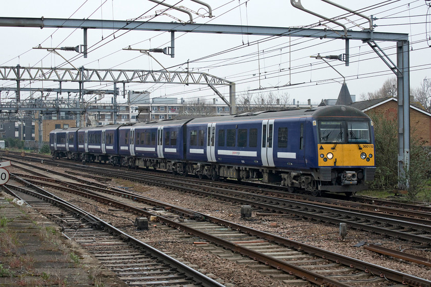 360115, 12.54 Ilford EMUD-London Liverpool Street ECS (5F54), Bethnal Green station 
 The 12.54 Ilford to Liverpool Street ECS move is seen passing Bethnal Green. 360115 is forming the train that will then work back out a little later as the 13.38 Liverpool Street to Colchester. 
 Keywords: 360115 12.54 Ilford EMUD-London Liverpool Street ECS 5F54 Bethnal Green station