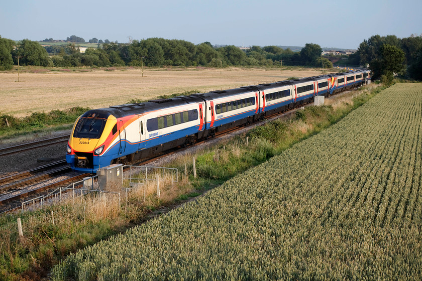 222014 & 222013, EM 18.30 London St. Pancras-Lincoln (1D64, RT), Harrowden Junction 
 A pair of Meridians head north formed of 222014 and 222013. They are working the evening 18.30 St. Pancras to Lincoln service that travels, after Nottingham, via the Lowdham line to Newark and thence onwards to Lincoln. 
 Keywords: 222014 222013 1D64 Harrowden Junction