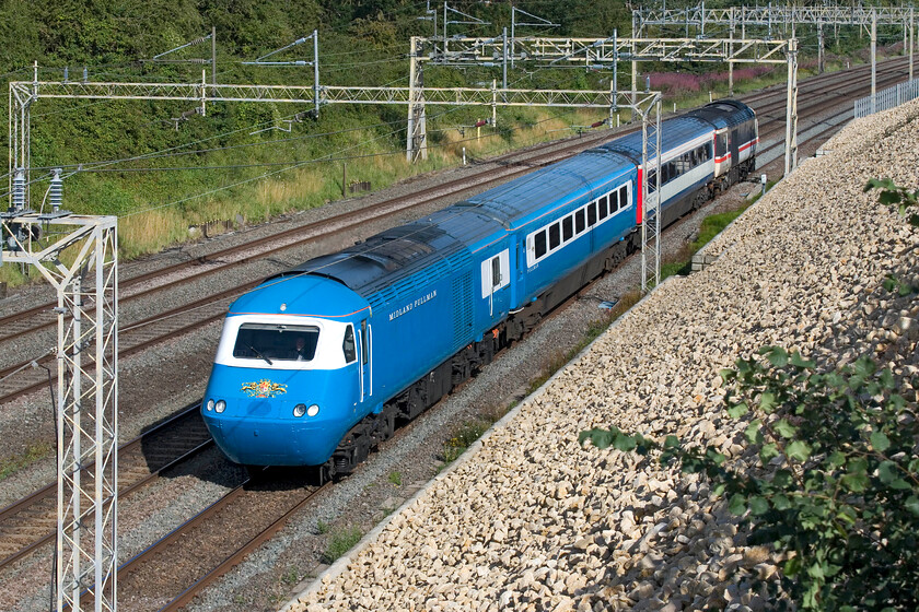 7. 43047 & 43049 , 06.52 Crewe HS-Eastleigh Arlington (5Z43, 8L), Ashton Road bridge